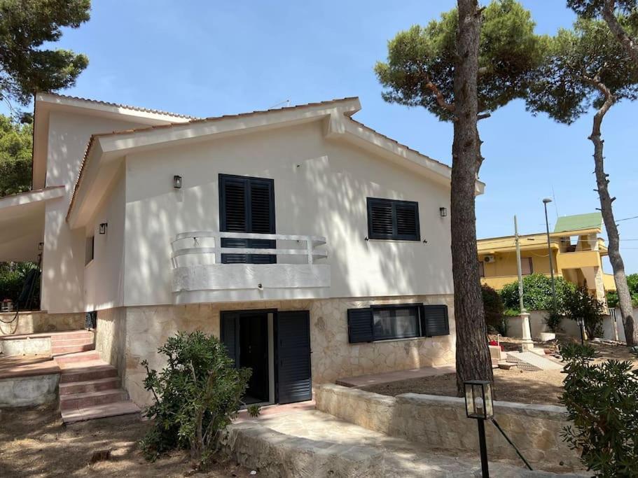 Casa Vacanze Amiche Del Mare Pulsano Exteriér fotografie